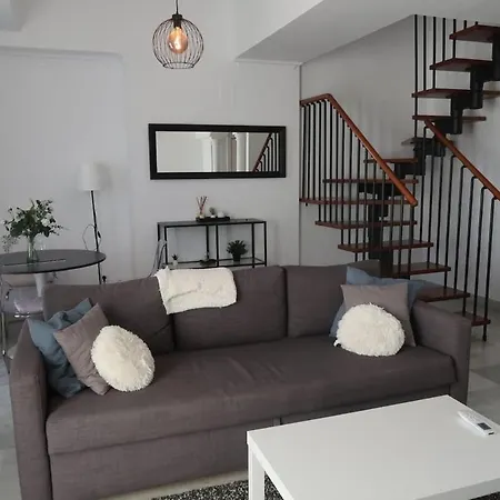 - Nueva Andalucia Aloha Estates * Marbella